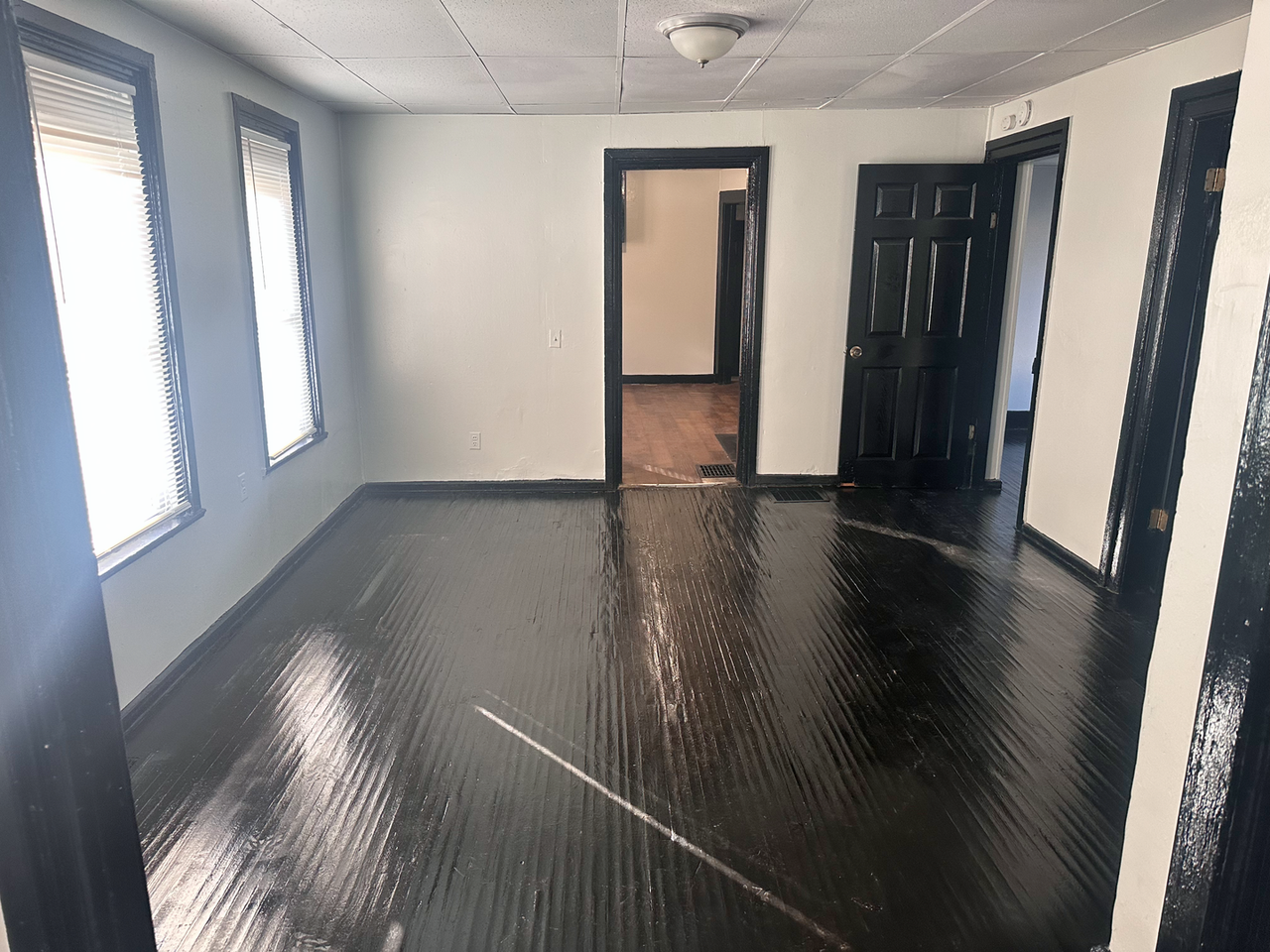 511 Hudson - Photo 2 of 26