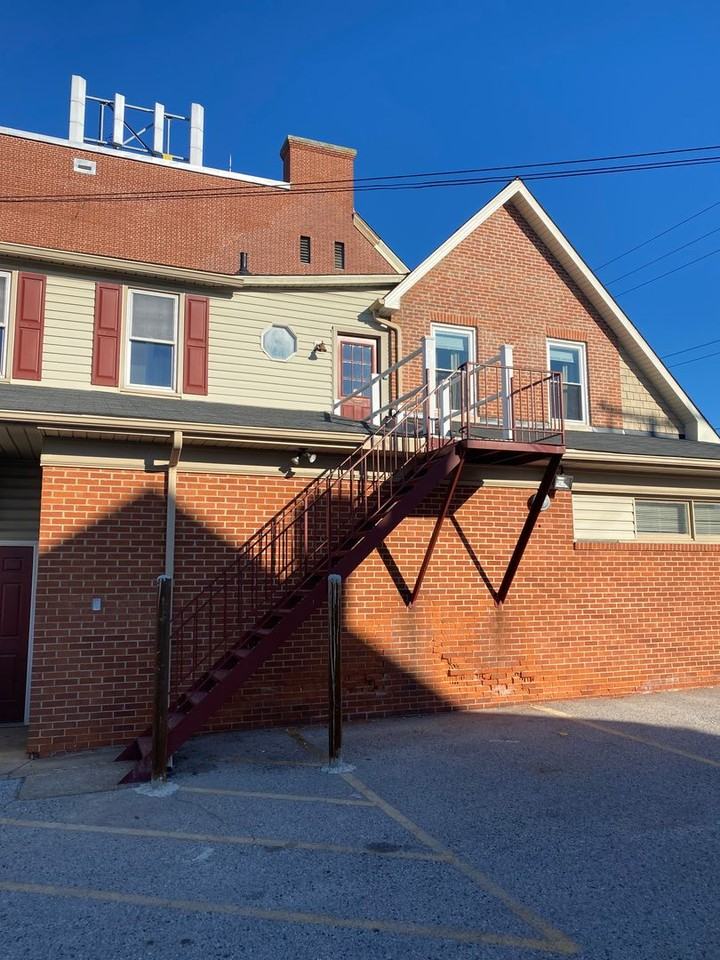 22 Bloomsbury Ave