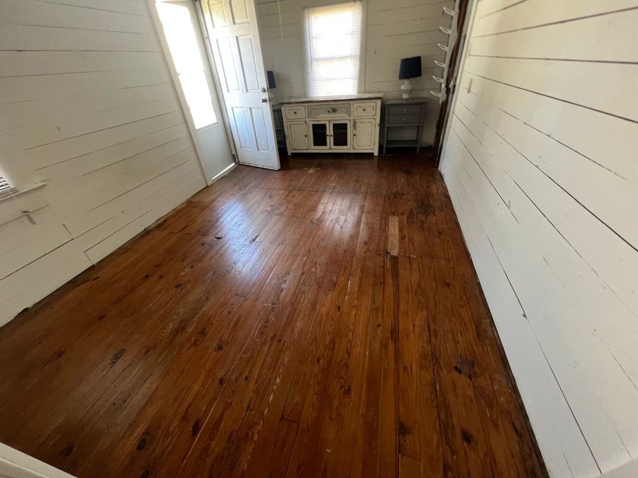 110 James St - Photo 2 of 8