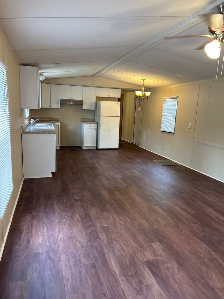 106 Ponds Ln - Photo 3 of 12