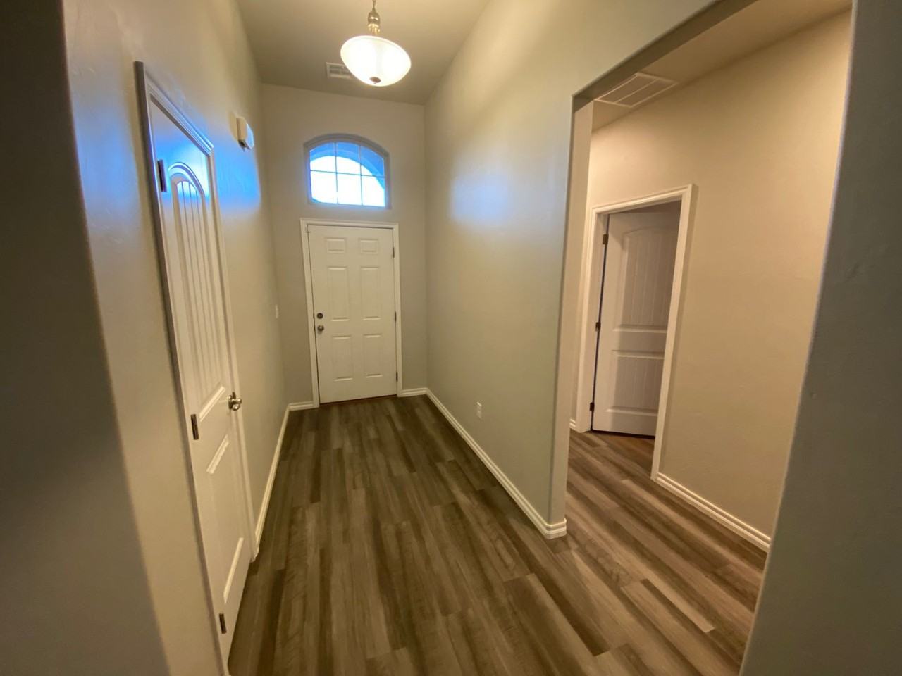 12524 Nw 139th Ter - Photo 2 of 27