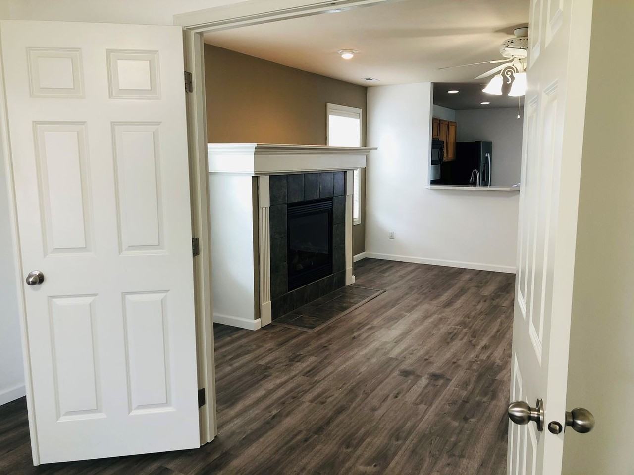 1832 Cadborough Ln - Photo 3 of 13