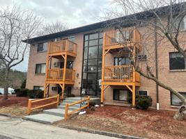 featured image of 6 Lancelot Ct
