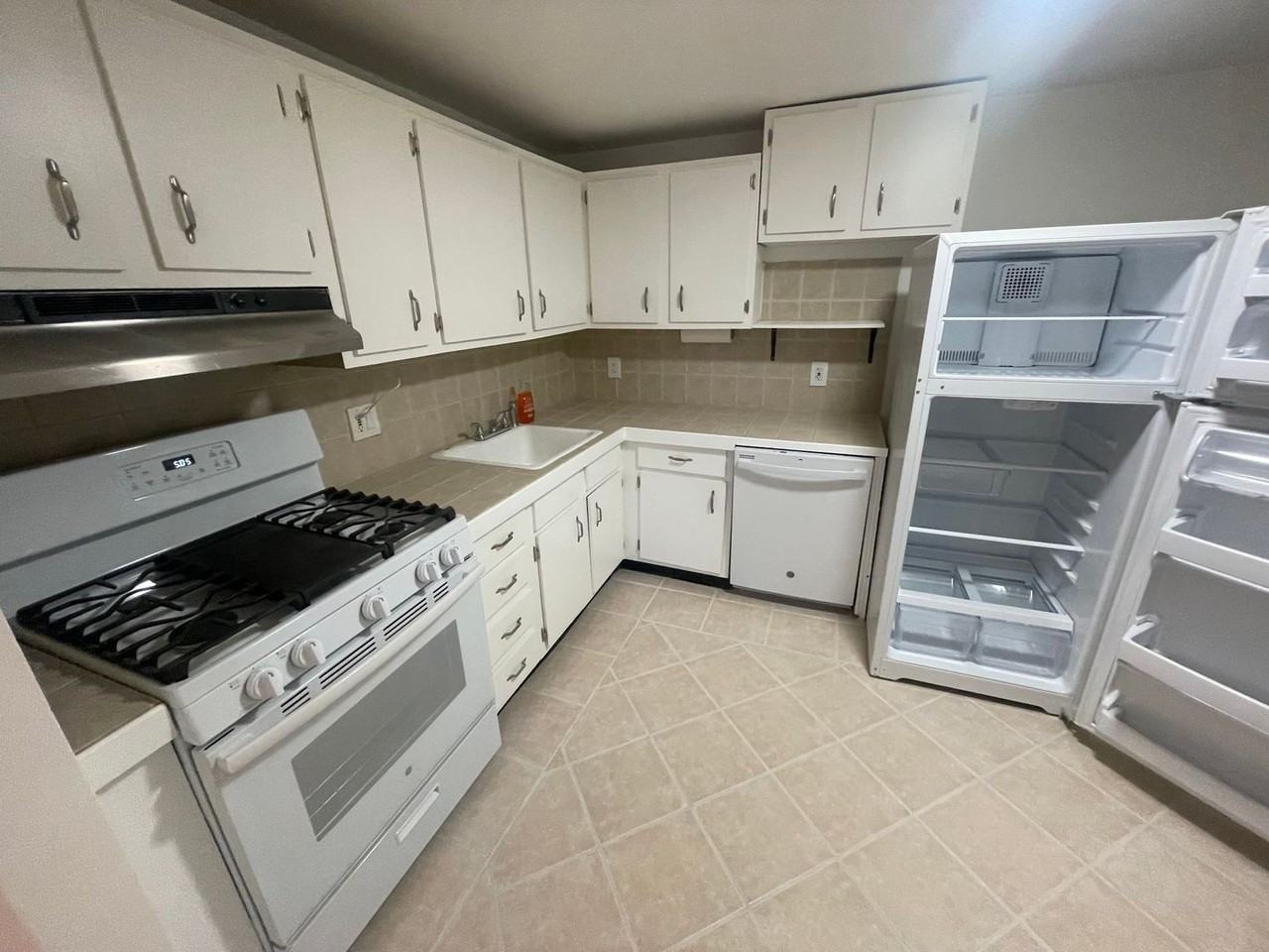 6 Lancelot Ct - Photo 6 of 19