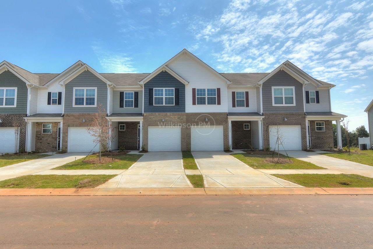 13951 Castle Nook Dr - Photo 2 of 35