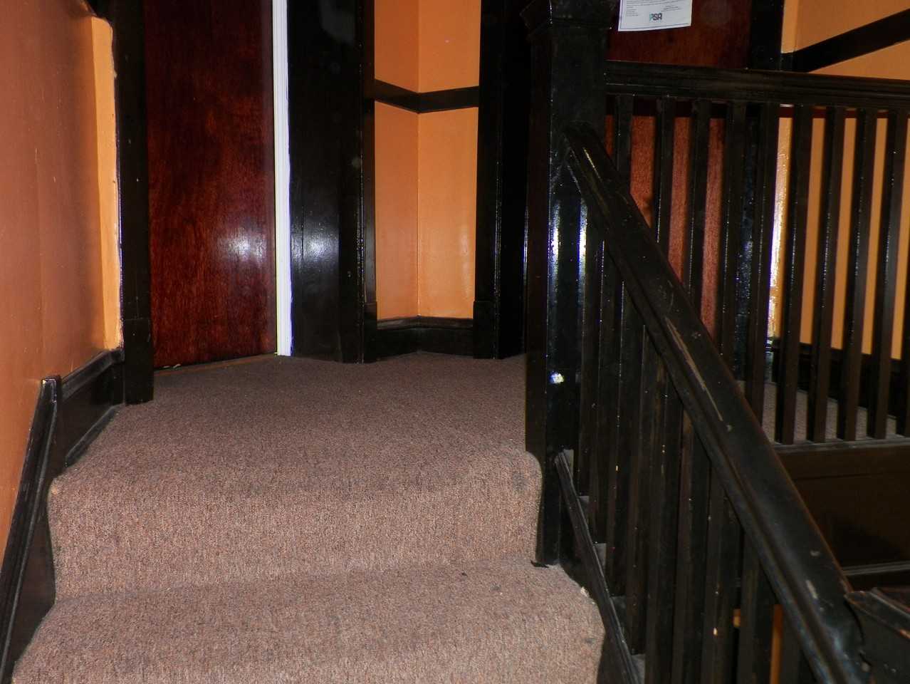 6701-03 S Parnell Ave - Photo 4 of 24