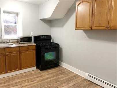 395 Bergen Ave - Photo 4 of 12