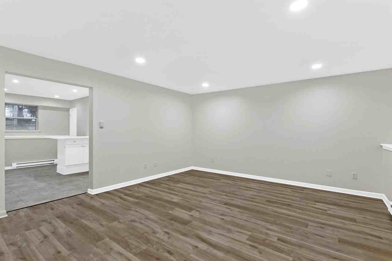 24 Horizon View Drive West Apartments 24 Horizon View Dr W, East