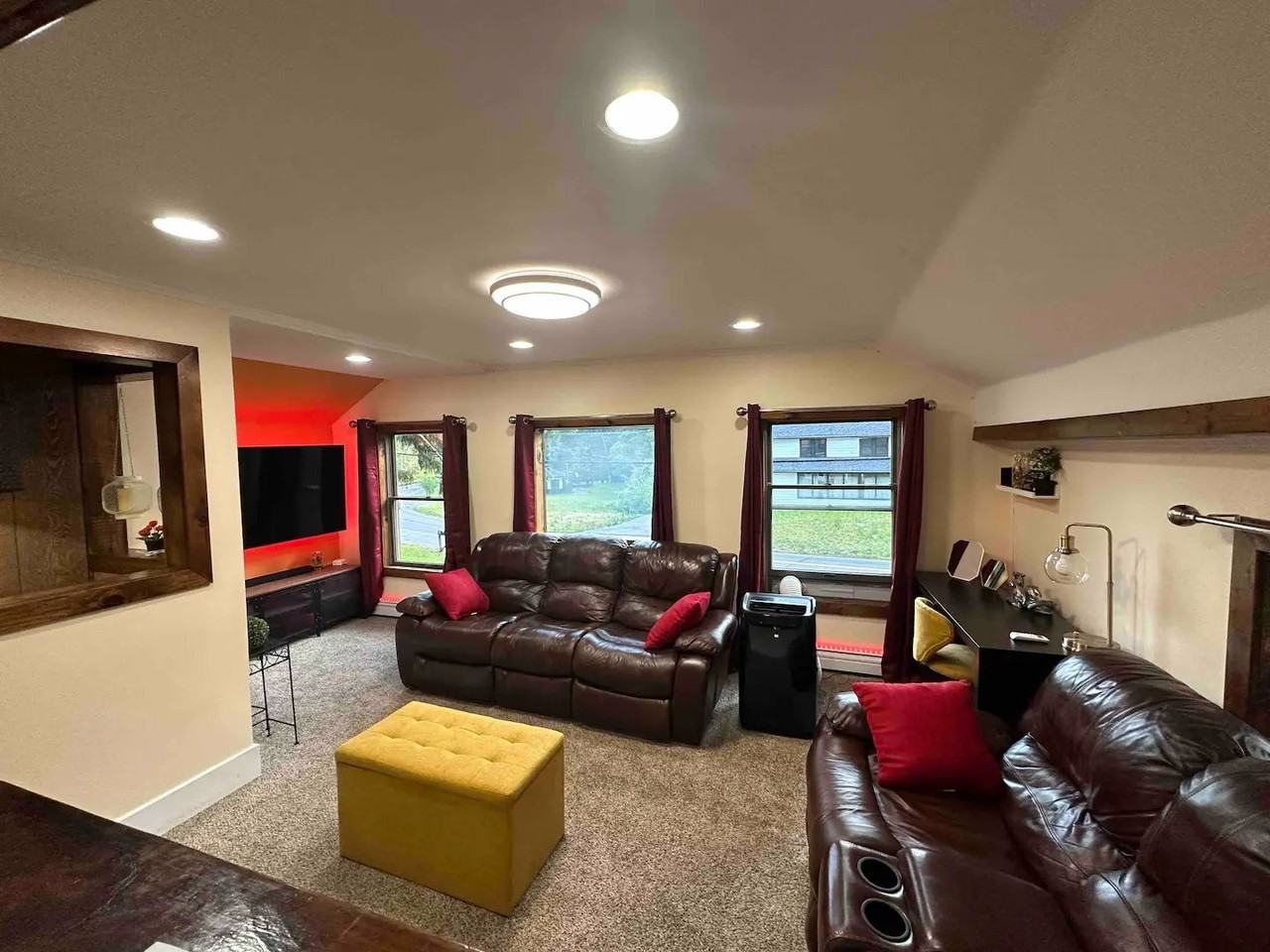 624 New York 32A - Photo 2 of 9