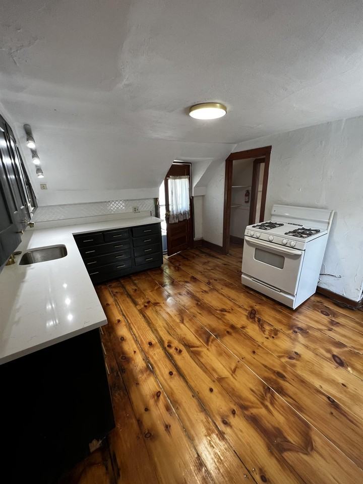 66 Main Street - Photo 2 of 8