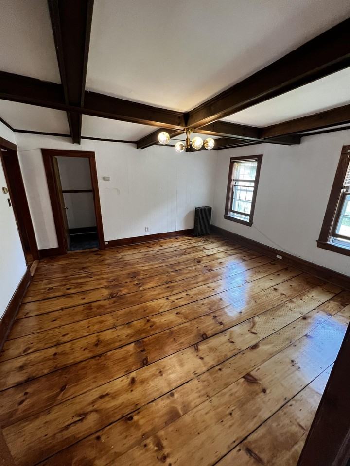 66 Main Street - Photo 3 of 8