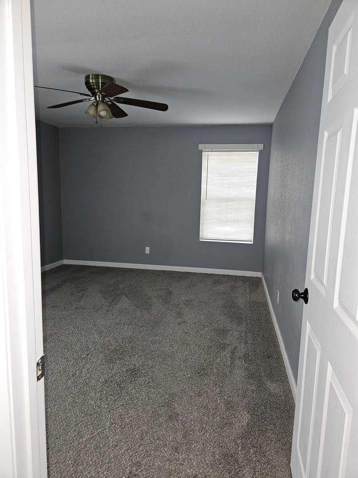 Longstreet Road 214 - Photo 2 of 14