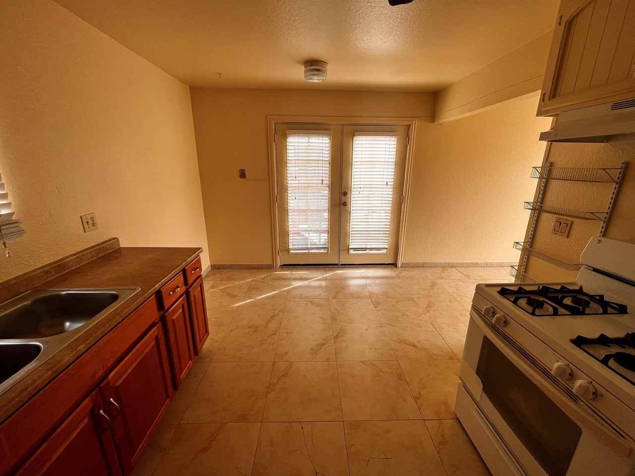 4410 Highland Avenue - Photo 3 of 19