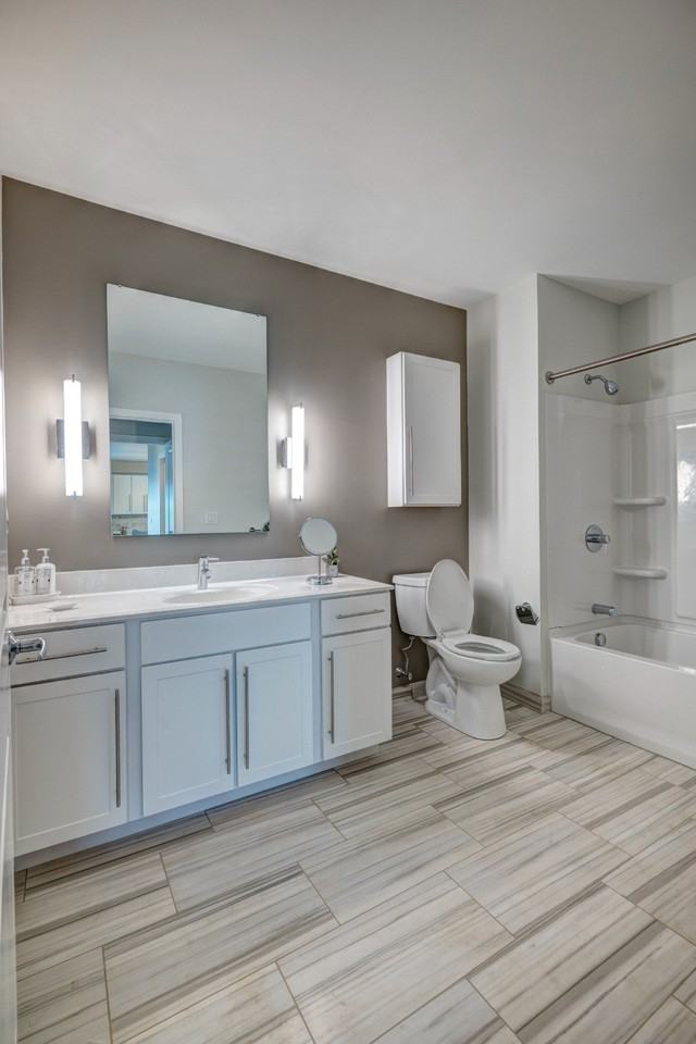 The Elm at Island Creek Village - Photo 6 of 14