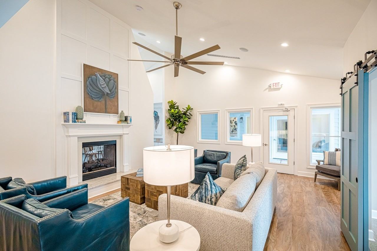 The Vista Apartments & Townhomes - Photo 5 of 11