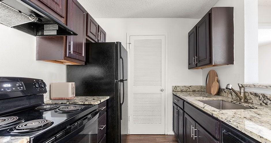 Eagles Point at Tampa Palms - Photo 3 of 15