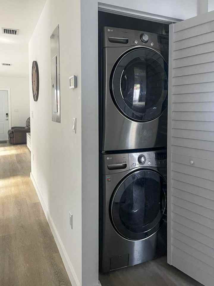 Nw 64th St - Photo 6 of 10