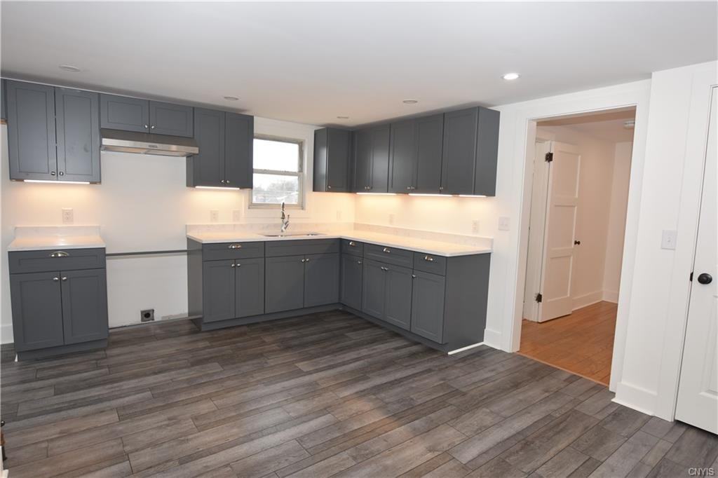 44 Westmoreland St - Photo 2 of 22