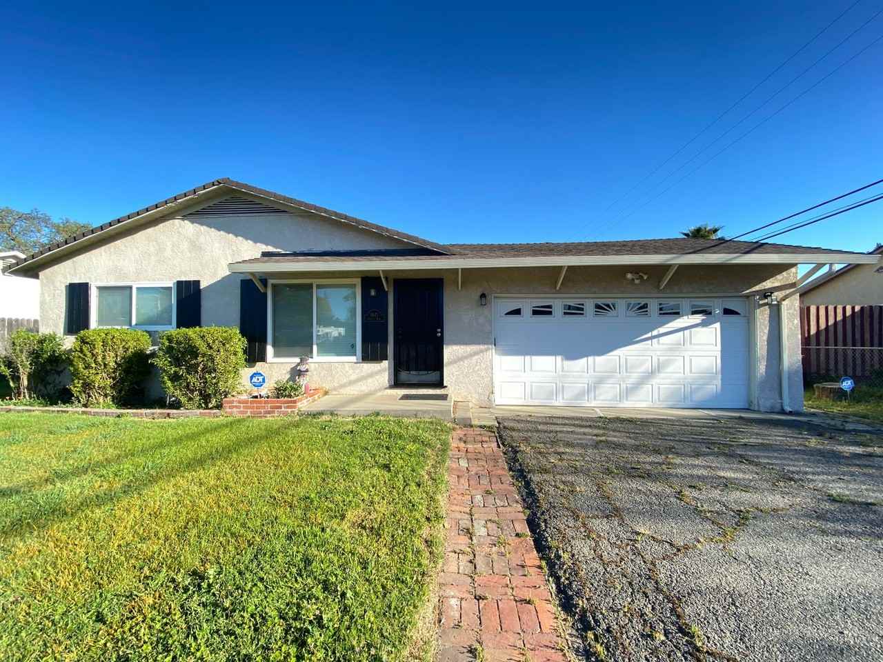 4645 Hibiscus Rd - Photo 2 of 27