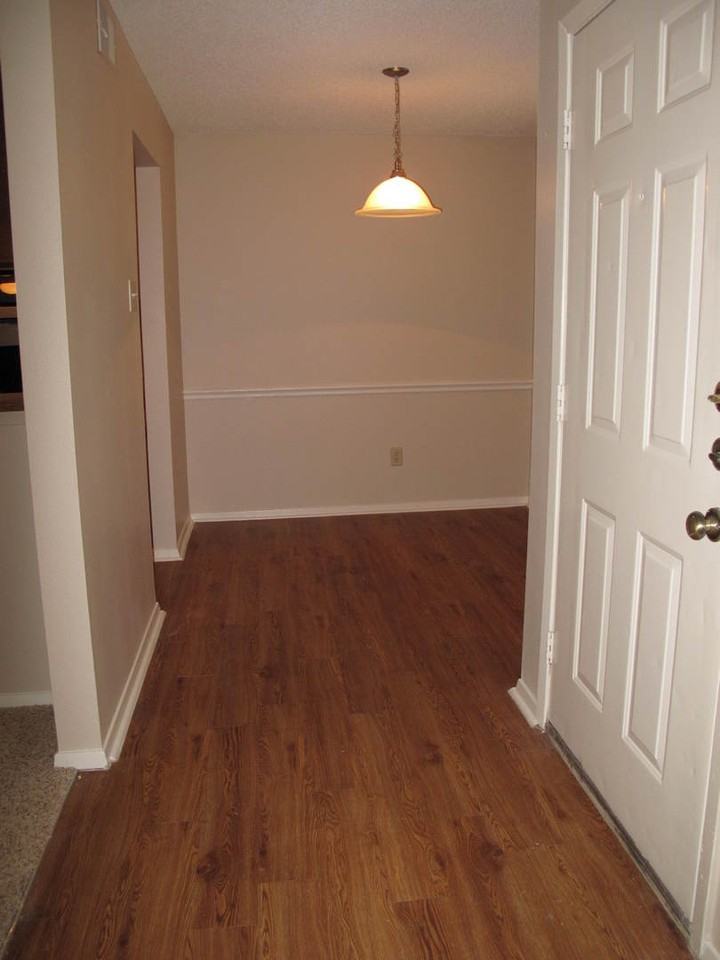 RELR - Photo 3 of 11