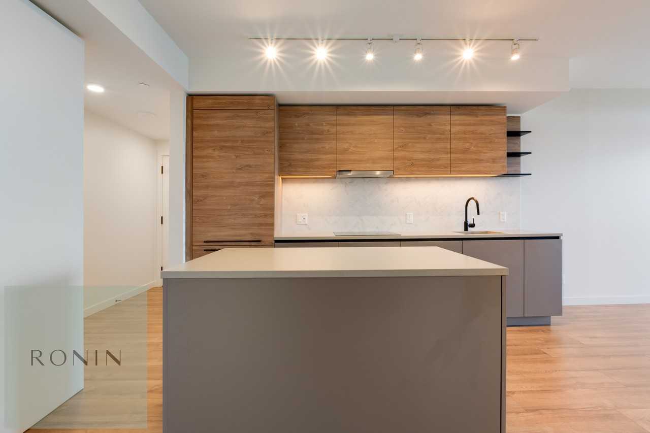 10448 University Drive #1012 - Photo 7 of 38