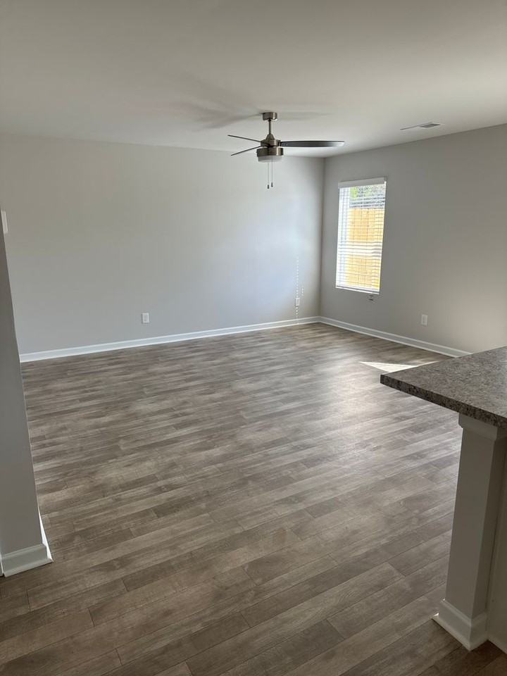 92 Marina Dr - Photo 6 of 20