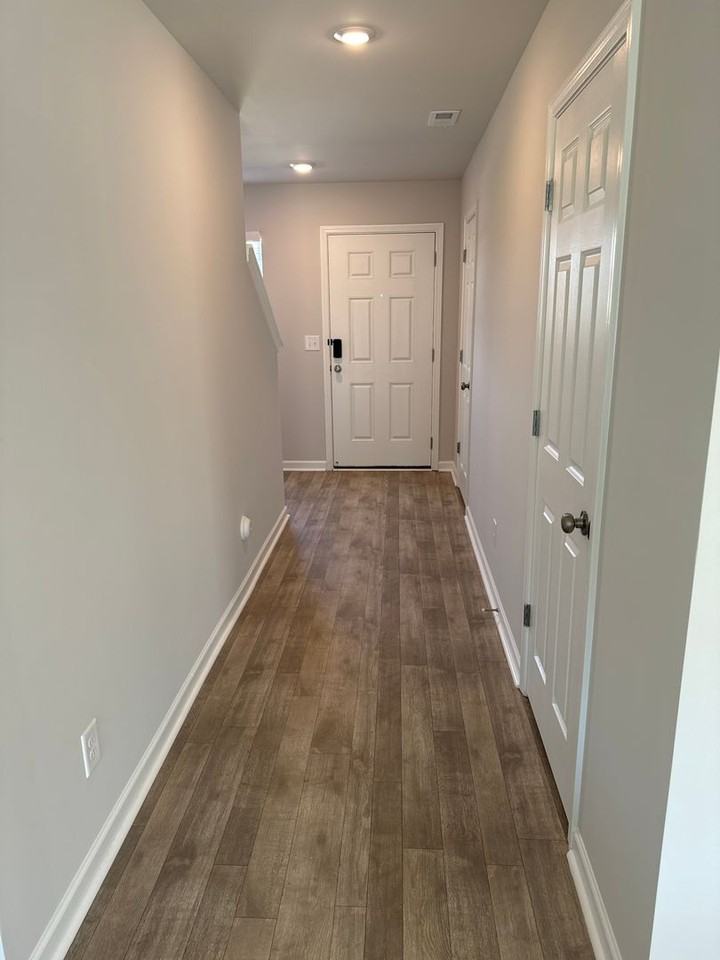 98 Marina Dr - Photo 4 of 21