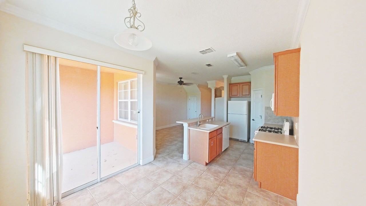 7590 Assembly Ln - Photo 2 of 14