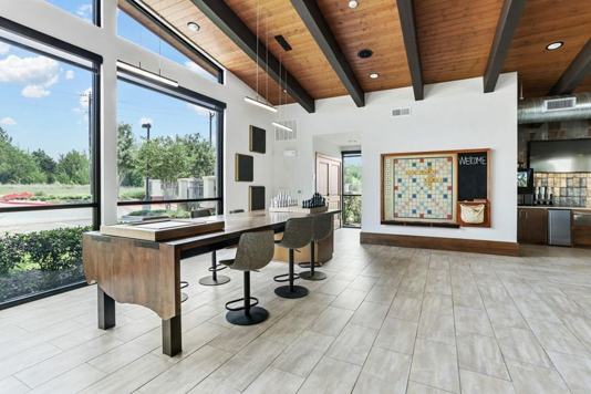Lantower Luxury Living 3 of 4