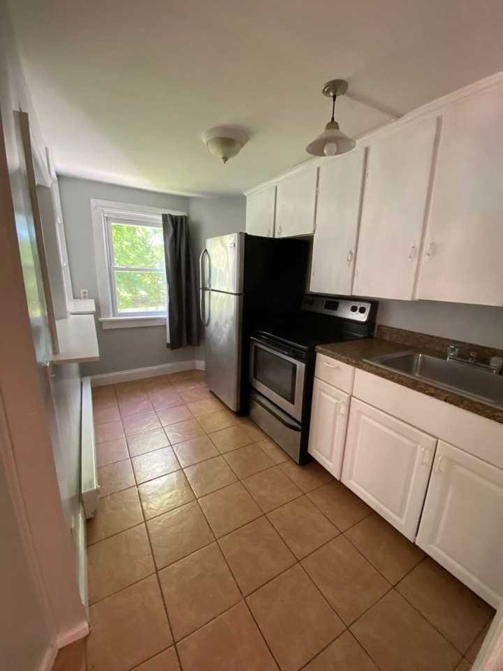 9 Tamara Lane - Photo 2 of 9