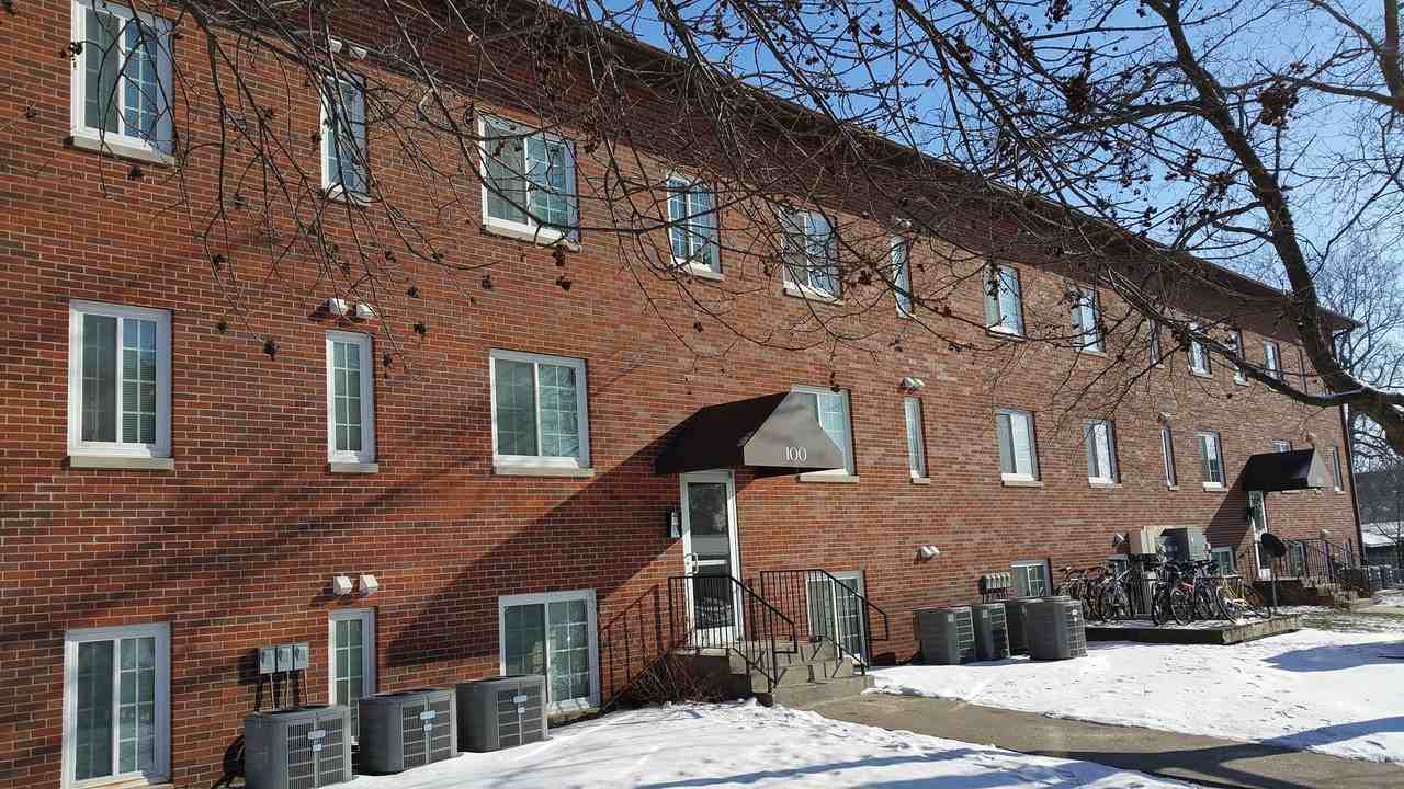 113 Grandview Ct - Photo 3 of 15