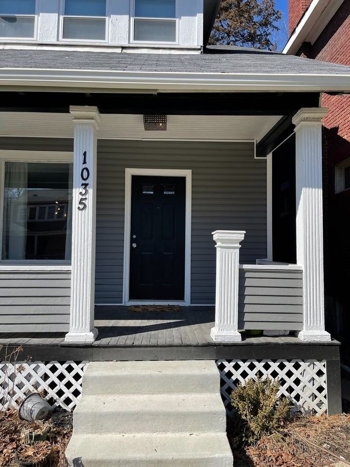 1035 Linwood Ave - Photo 2 of 26