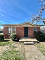 featured image of 1709 S Van Buren St