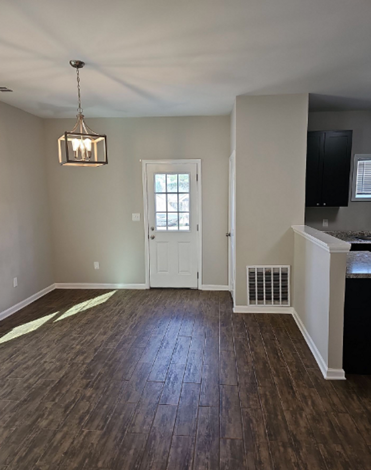 200 Wrightsburg Way - Photo 6 of 31