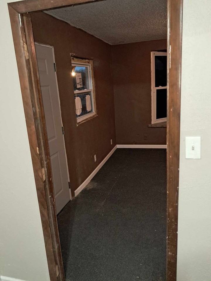 225 Lynn Ave - Photo 6 of 17