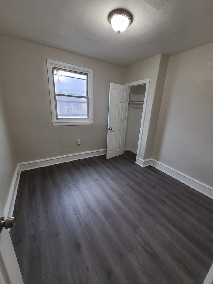 326 W Wellens Ave - Photo 5 of 12