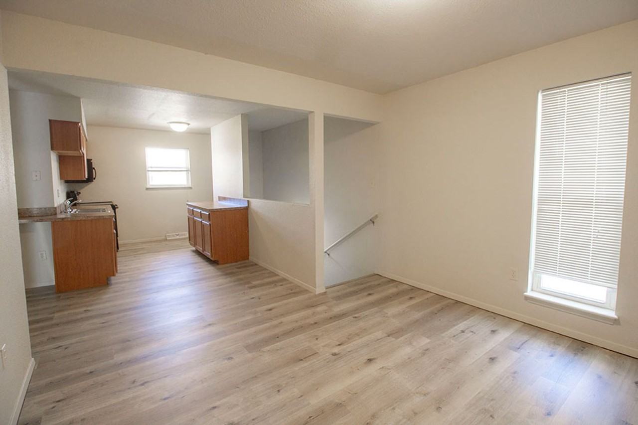 1005 W Ash St - Photo 5 of 37