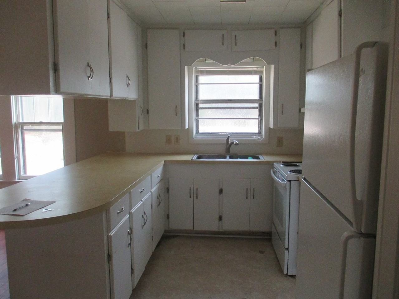 705 Tech Dr - Photo 3 of 11
