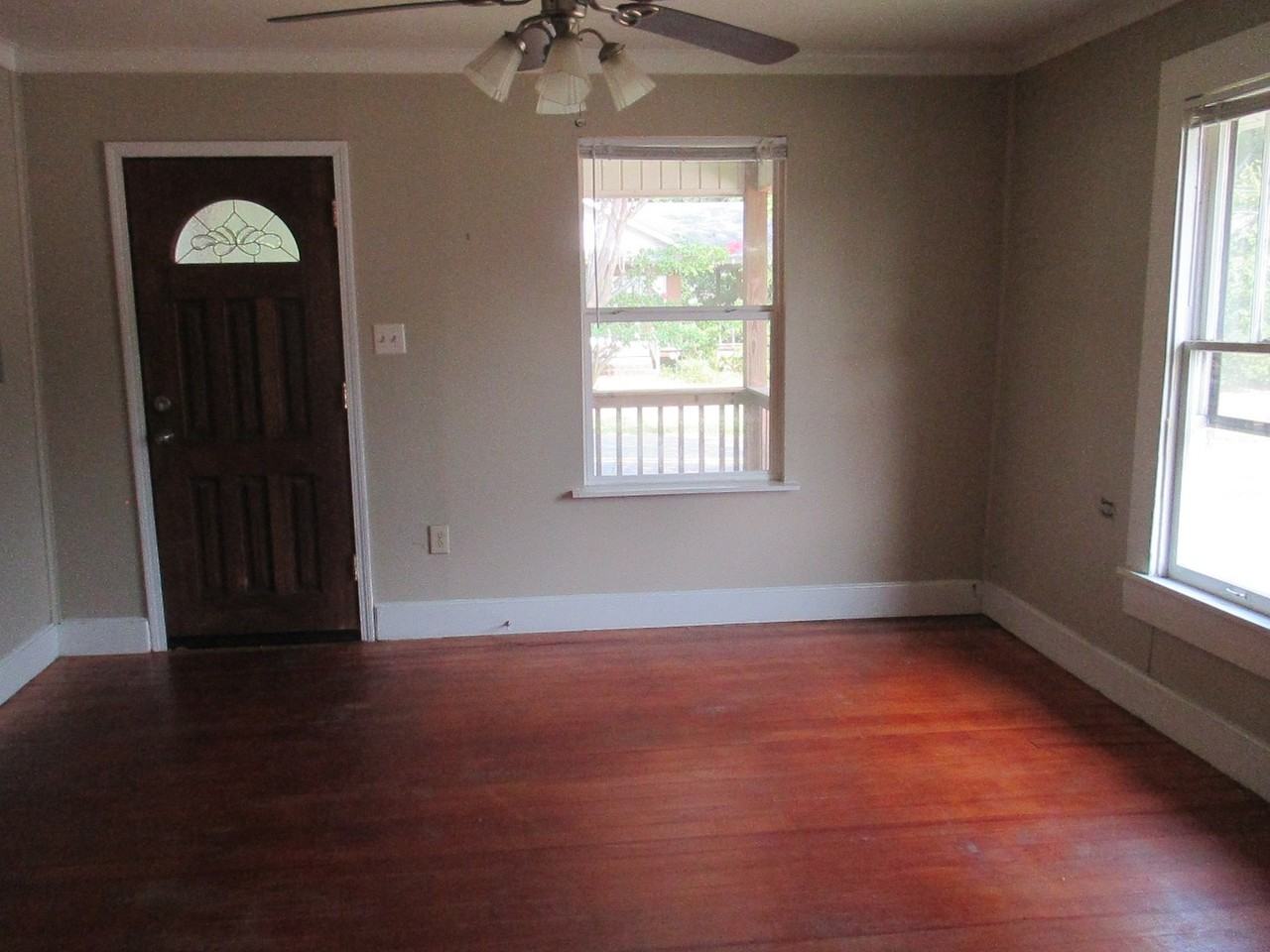 705 Tech Dr - Photo 5 of 11