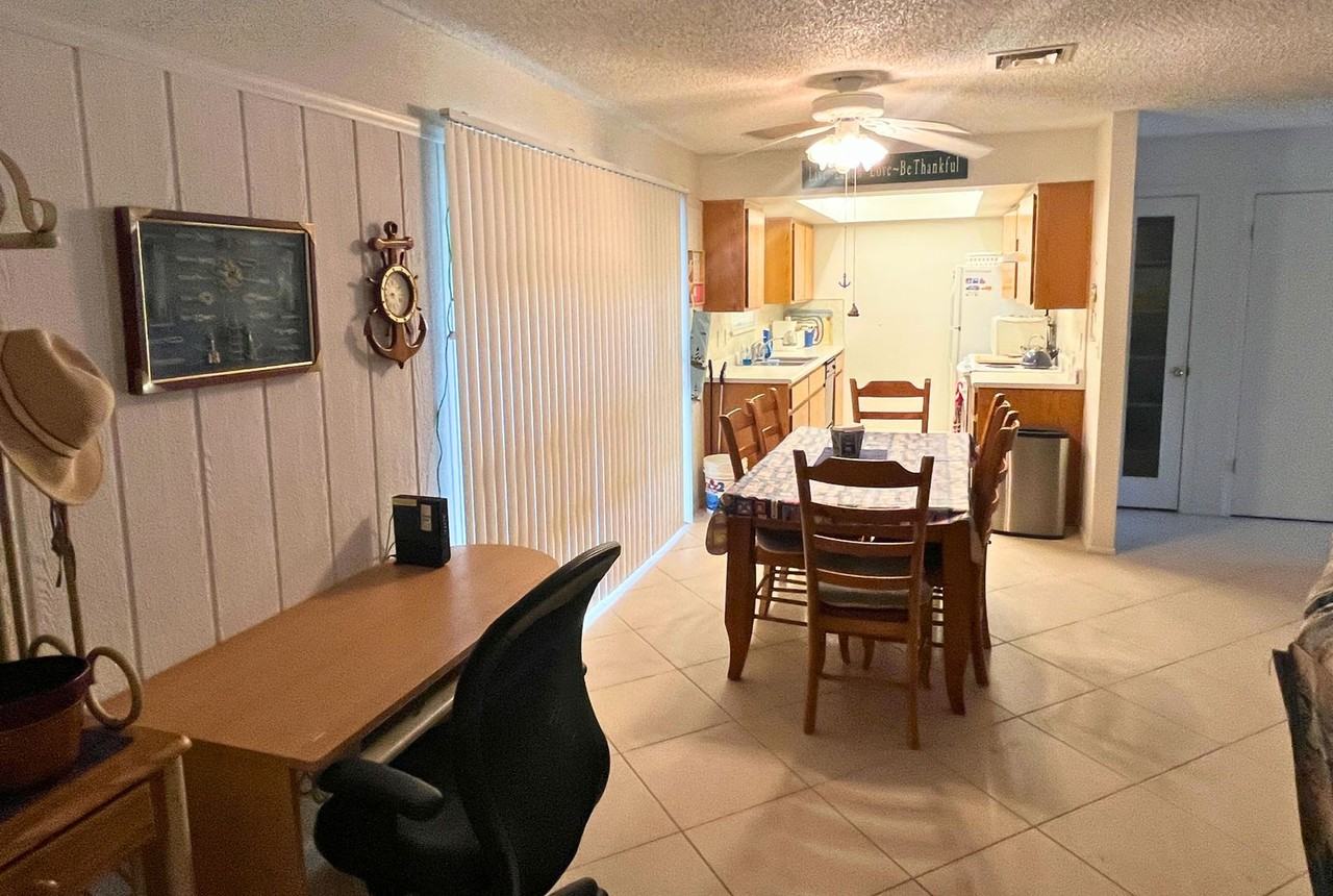 1695 Willow Ave - Photo 7 of 18