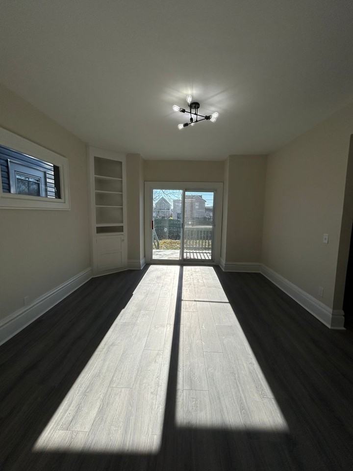 1179 Atcheson St - Photo 4 of 16