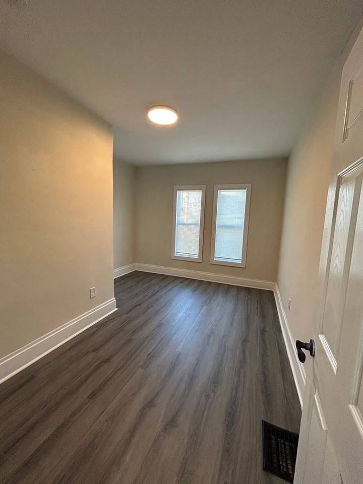1179 Atcheson St - Photo 6 of 16