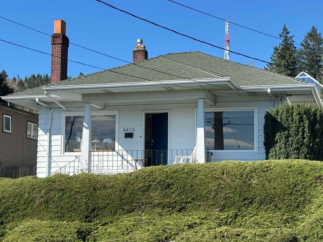 4423 Sw Condor Ave - Photo 3 of 13