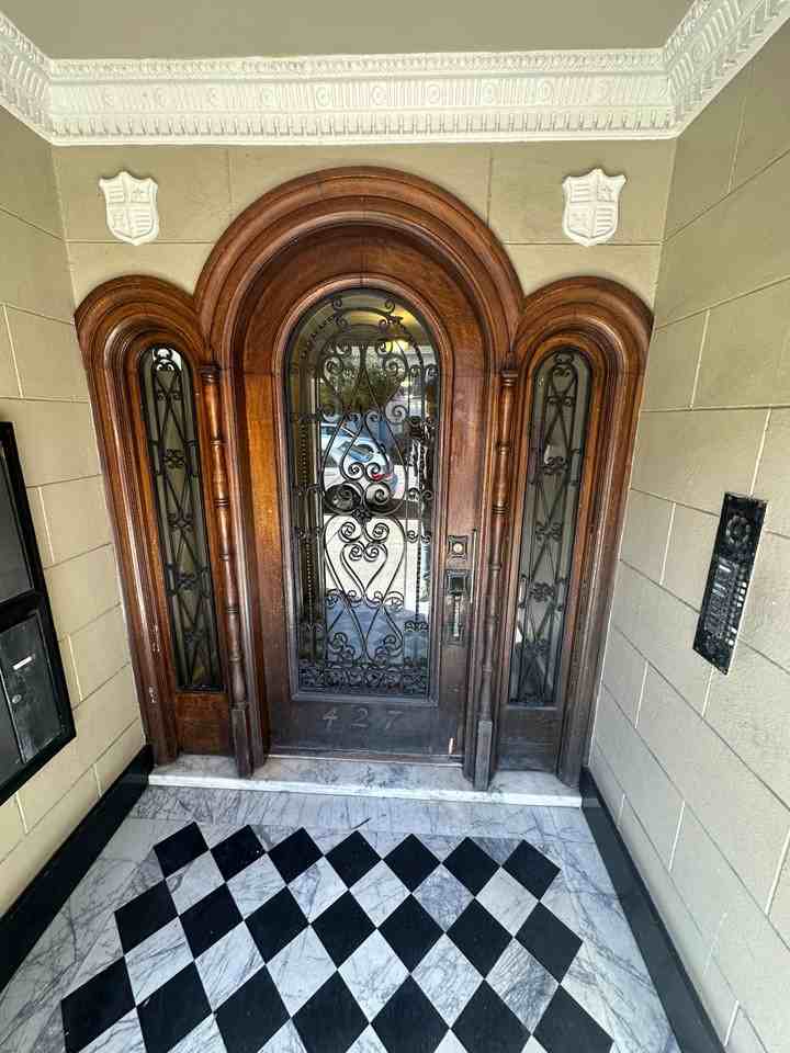 427 18th Avenue (083r) - Photo 2 of 4