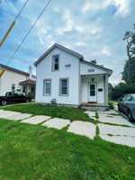 featured image of 212 Ballard St