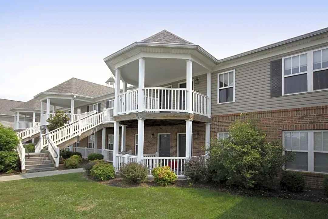 Falcon Crest Apartments - Photo 7 of 35