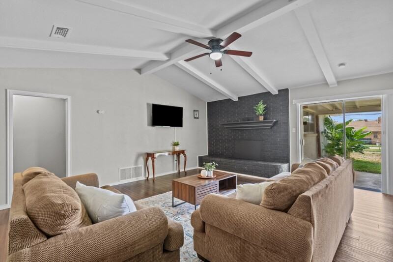 3684 Minot Ave - Photo 3 of 12