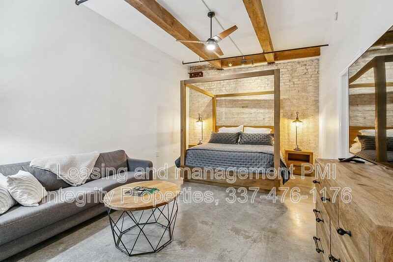 825 Lafayette St #4 - Photo 4 of 30