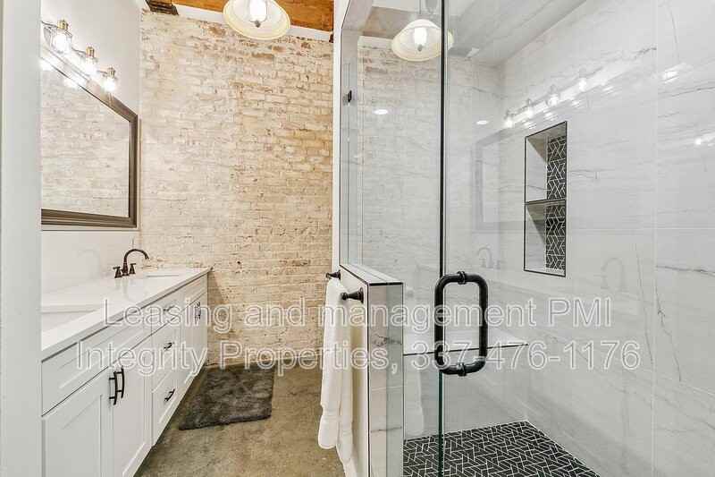 825 Lafayette St #4 - Photo 5 of 30