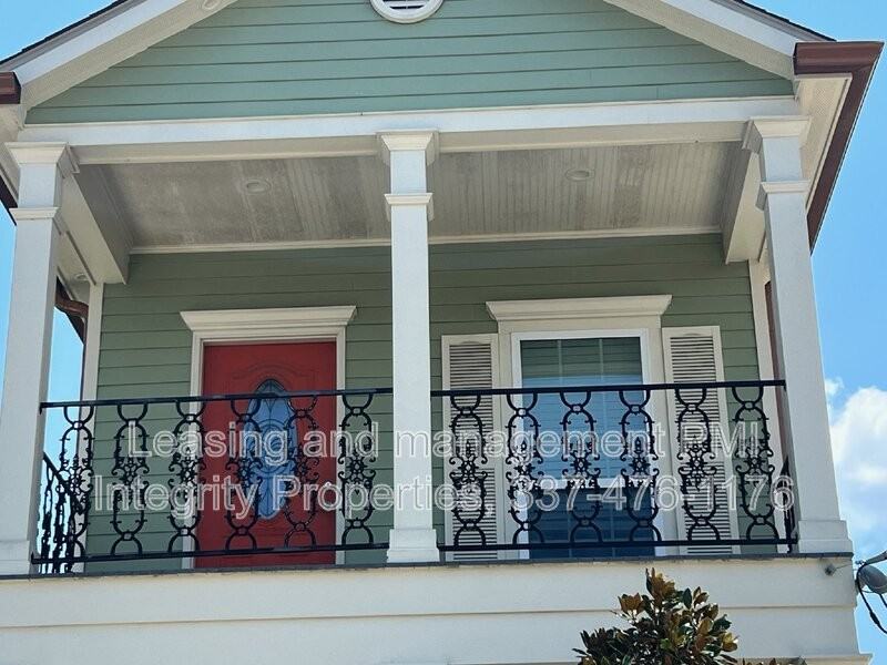 1706 S Dupre St - Photo 3 of 13